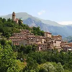 Ferienhaus Borgo Belvederi Camerino