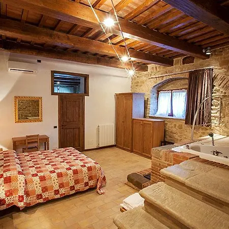 Semesterbostad Borgo Belvederi Camerino
