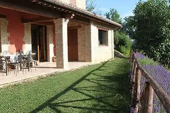 Semesterbostad Borgo Belvederi Camerino